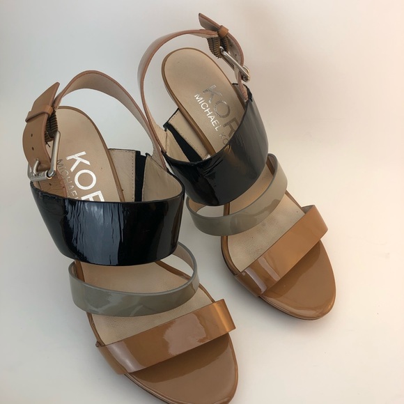 Michael Kors Platform Sandals size 5.5 - Picture 4 of 9